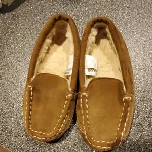 Boys slippers fleece lined